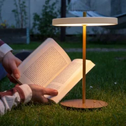 UMAGE Asteria Move LED Da Tavolo Bianco Perla -Philips Hue Shop 10001235 5