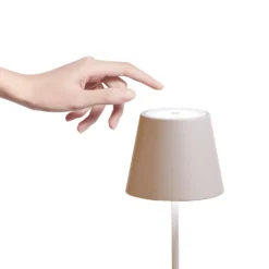 Zafferano Poldina Mini Da Tavolo Accu IP65 Sabbia -Philips Hue Shop 10016252 2