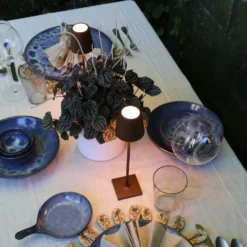 Zafferano Poldina Micro Lampada Accu IP65 Corten -Philips Hue Shop 10016309 2