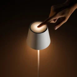 Lampada LED Da Pavimento Nuindie IP54 120 Cm Rotonda USB-C Bianco Neve -Philips Hue Shop 10027187 3