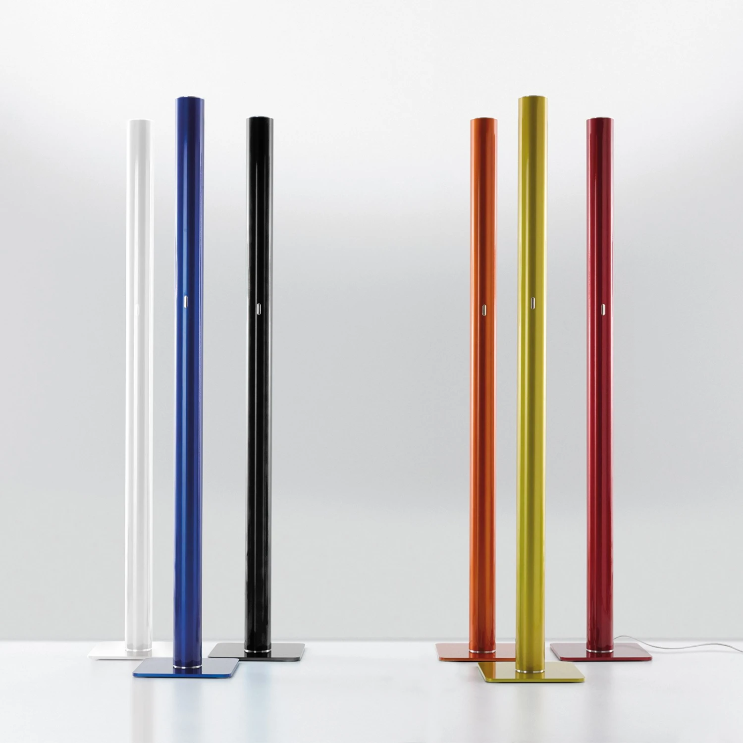 Artemide Ilio Lampada LED Da Terra Bianca, 3.000K 5 Artemide Ilio Lampada LED Da Terra Bianca, 3.000K - immagine 5