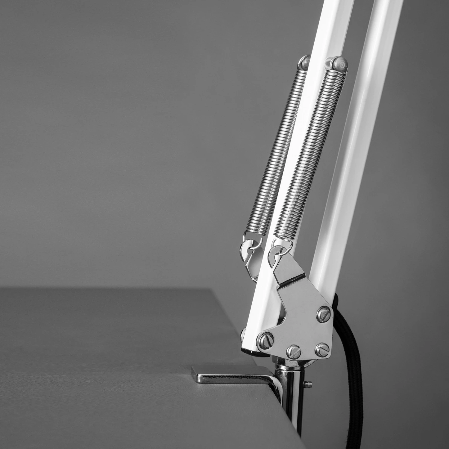 Midgard Federzug Da Tavolo Con Morsa, Bianco 3 Midgard Federzug Da Tavolo Con Morsa, Bianco - immagine 3