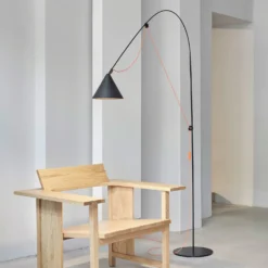 Midgard AYNO L Piantana Nero/arancio 2.700K