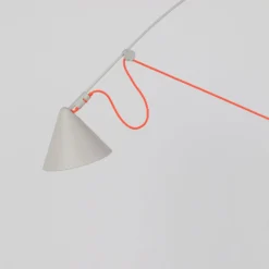 Midgard AYNO L Piantana Grigio/arancio 3.000K -Philips Hue Shop 6738047 4