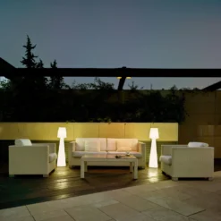 Newgarden Lola Piantana LED, Batteria Ricaricabile, Altezza 110 Cm 9 Newgarden Lola Piantana LED, Batteria Ricaricabile, Altezza 110 Cm -Philips Hue Shop 7025030 3