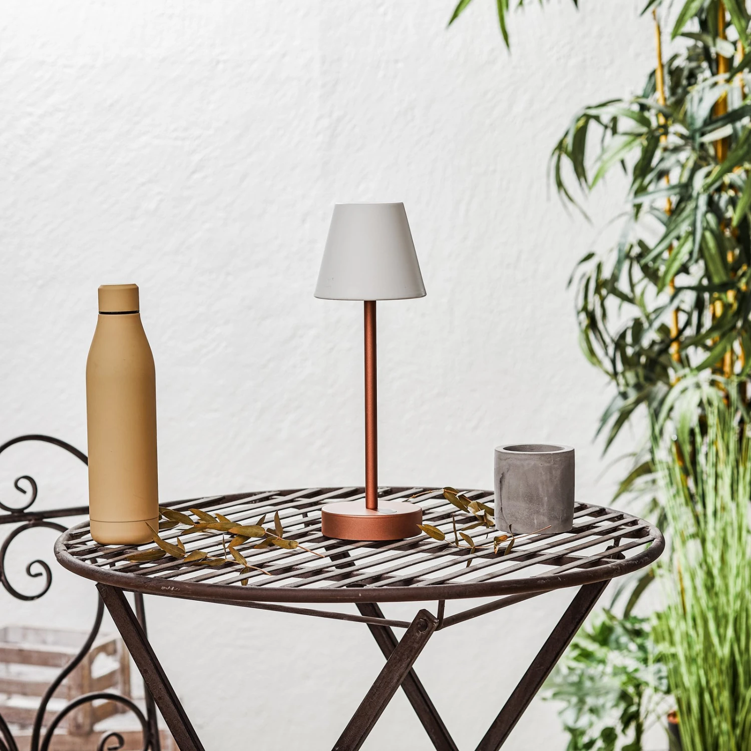 Newgarden Lola Slim LED Da Tavolo Accu, Oro Rosé 3 Newgarden Lola Slim LED Da Tavolo Accu, Oro Rosé - immagine 3