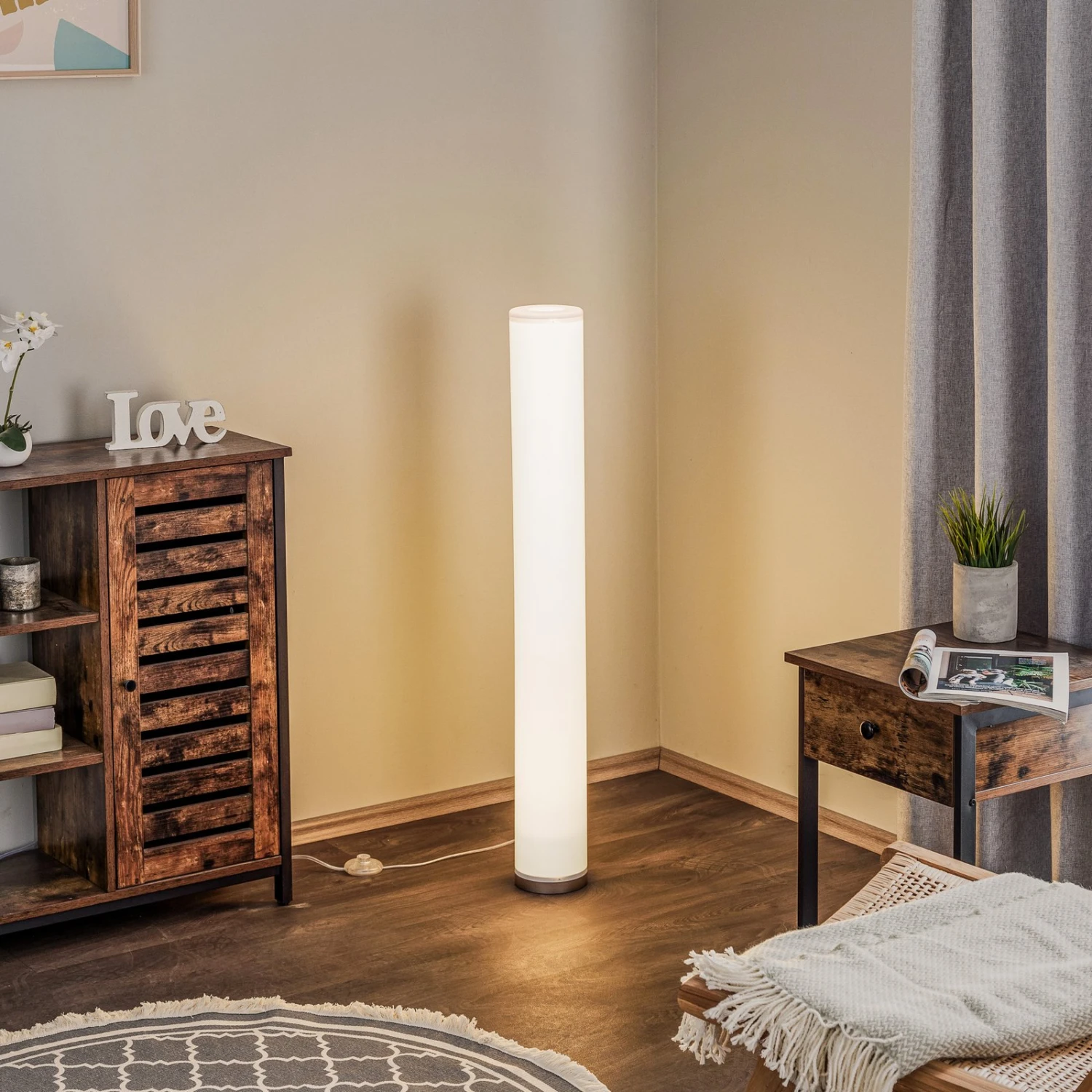 Lindby Mirella Piantana Di Plastica 1 Lindby Mirella Piantana Di Plastica